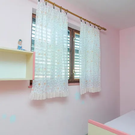 Appartement Three-bedroom In Vela Luka